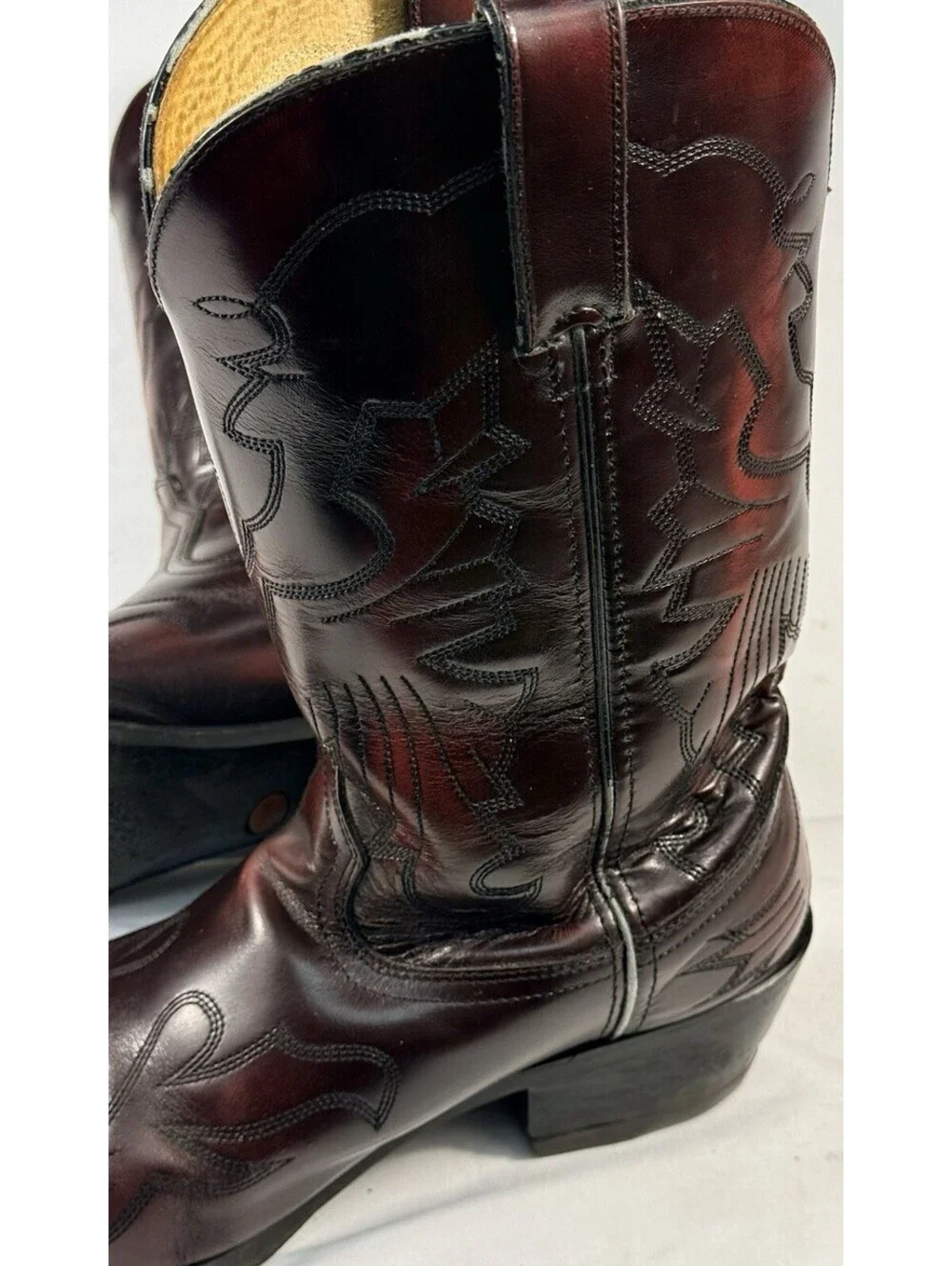 Durango Mens Western Cowboy Boots Black Cherry Leather 9.5 D Metal Toe Tip TR755